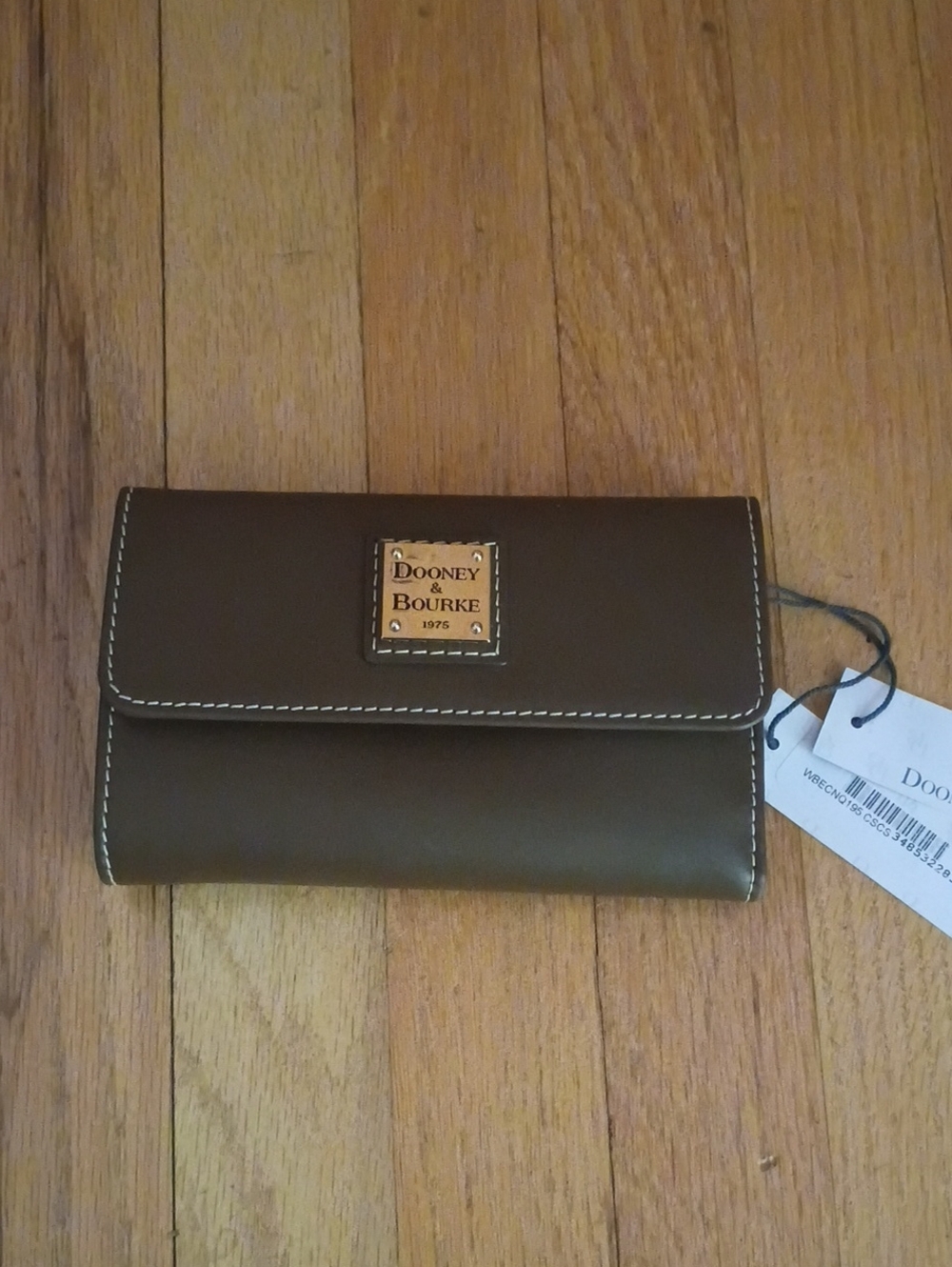 Dooney And Bourke Wexford Chestnut Flap Wallet